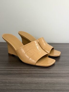 Vince Croc-Embossed Tan Wedge Mule Sandals